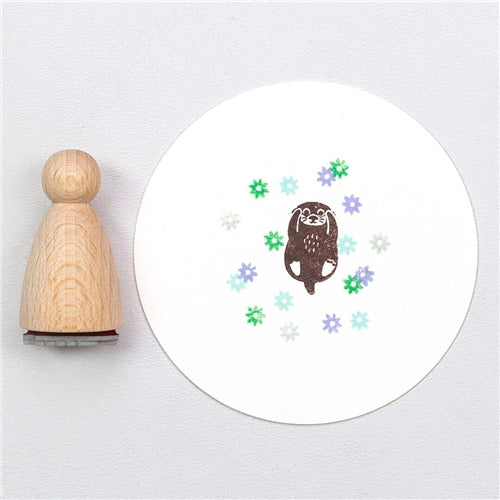 Perlenfischer Perlenfischer Large Cone Stamp - Baby Otter